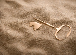 key-in-the-sand